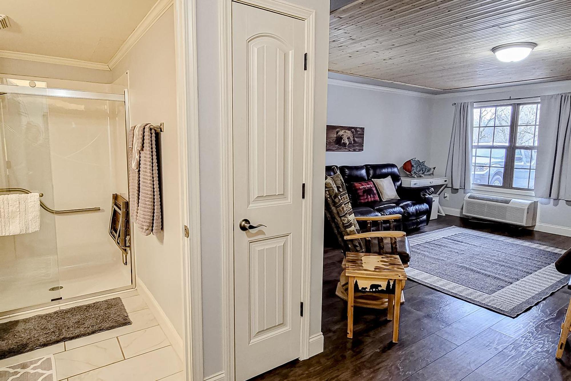 Little River Loft & Riverfront Gem Townsend Bilik gambar